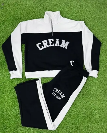 At MUKA INDUSTRY we’re your trusted partner in creating premium Tracksuit that blend style, comfort, and quality.