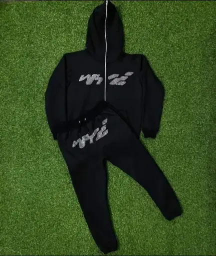 DM US TO GET YOUR CUSTOMIZED CLOTHES >   WHATSAPP : +92 342 8635685